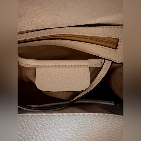 Hamilton Elegant Cream Medium Leather Satchel with Gold Accents hard wear - Picture 12 of 14